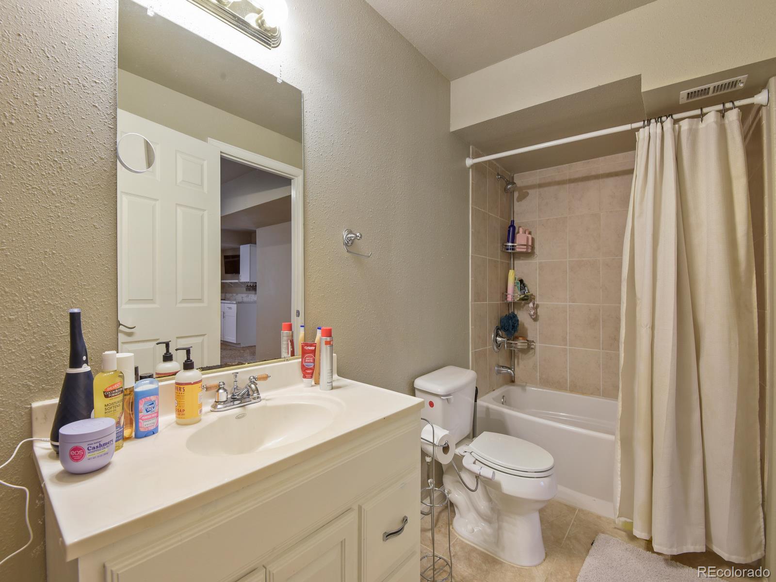 MLS Image #23 for 5957 s helena street,centennial, Colorado