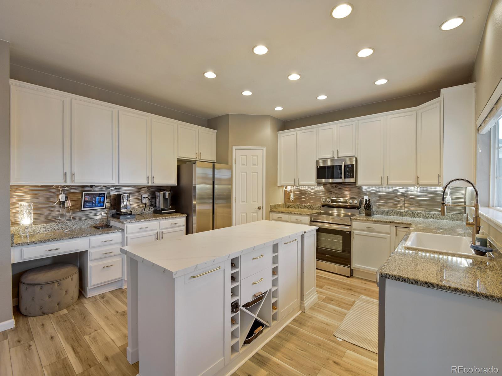 MLS Image #5 for 5957 s helena street,centennial, Colorado