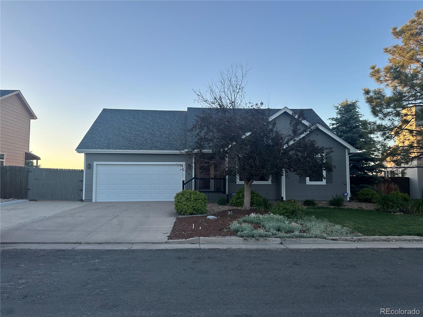 MLS Image #3 for 205  rushmore street,elizabeth, Colorado