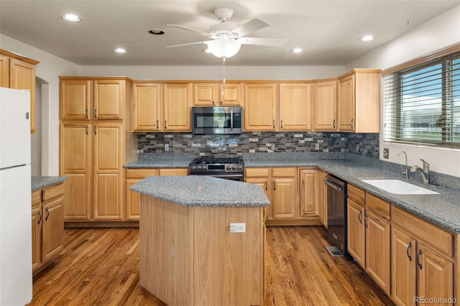 MLS Image #12 for 28540 e 162nd court,brighton, Colorado