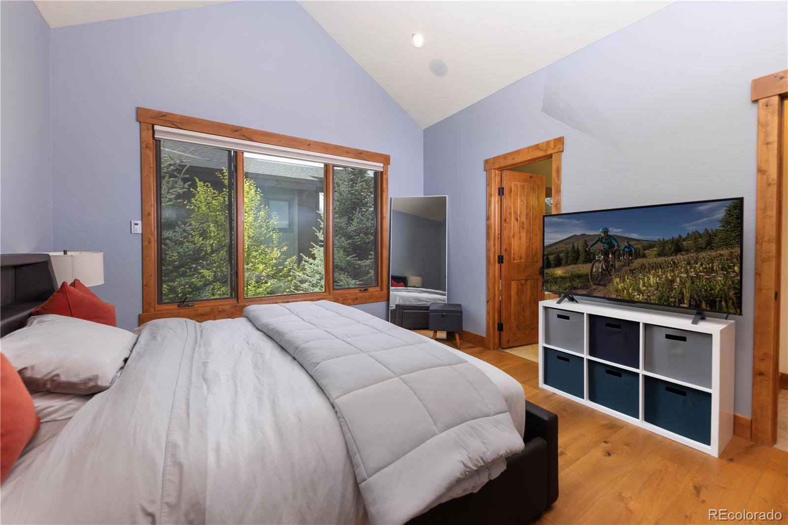 MLS Image #16 for 120  talon circle,silverthorne, Colorado