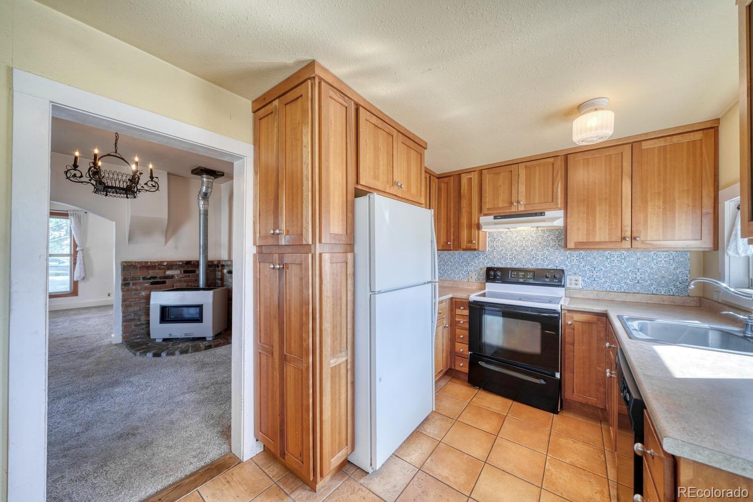 MLS Image #11 for 1347  h street,salida, Colorado