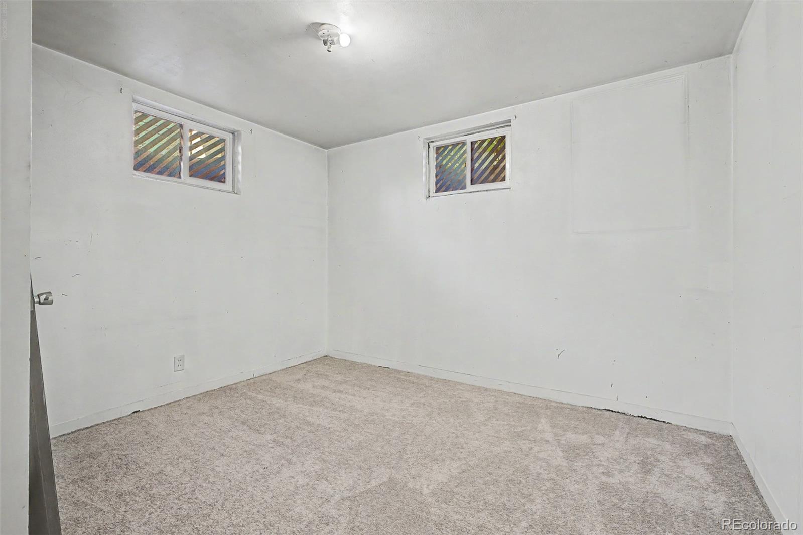 MLS Image #25 for 10693  loren lane,denver, Colorado