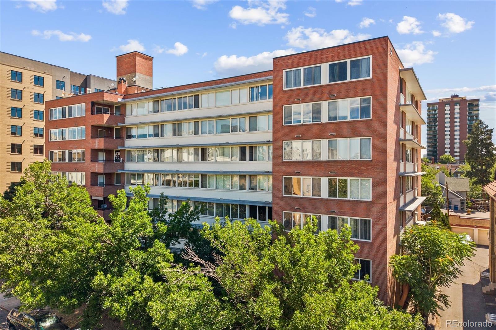 MLS Image #18 for 1196 n grant street 211,denver, Colorado