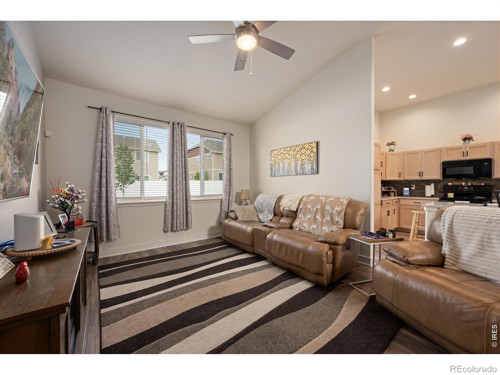 MLS Image #10 for 2584  grizzly place,johnstown, Colorado