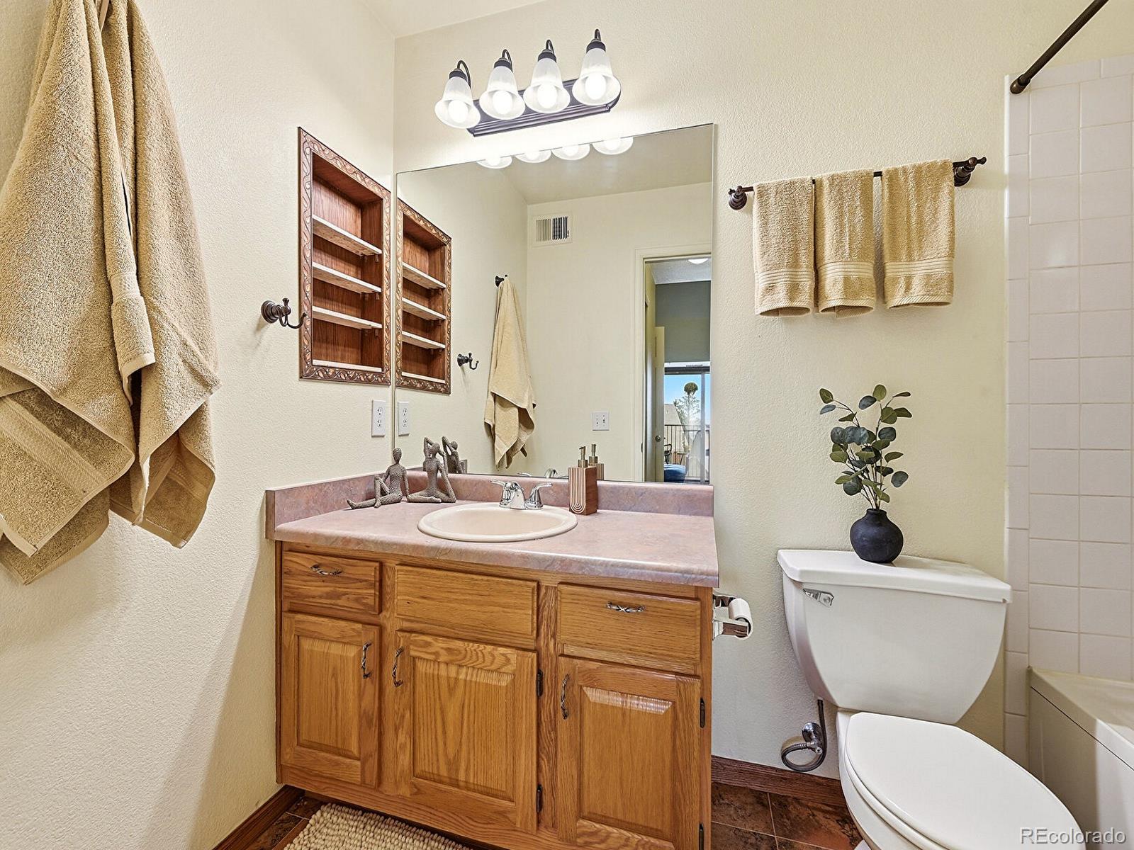 MLS Image #13 for 5667 s urban street,littleton, Colorado
