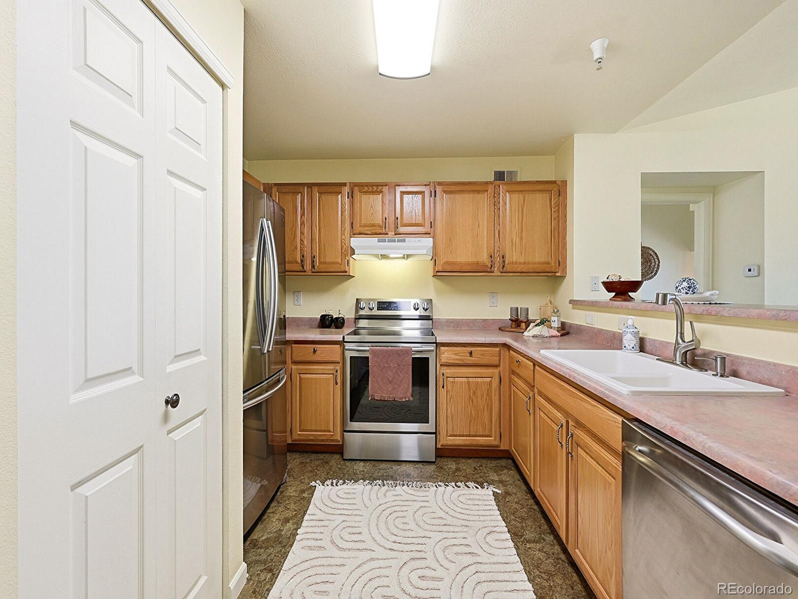 MLS Image #4 for 5667 s urban street,littleton, Colorado