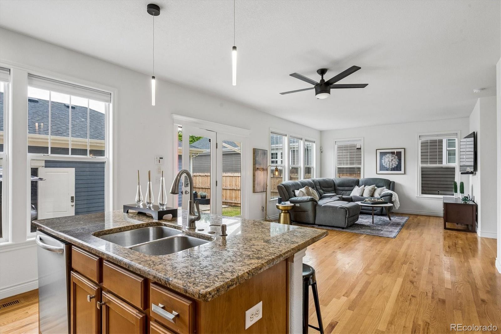 MLS Image #13 for 2888  florence street,denver, Colorado