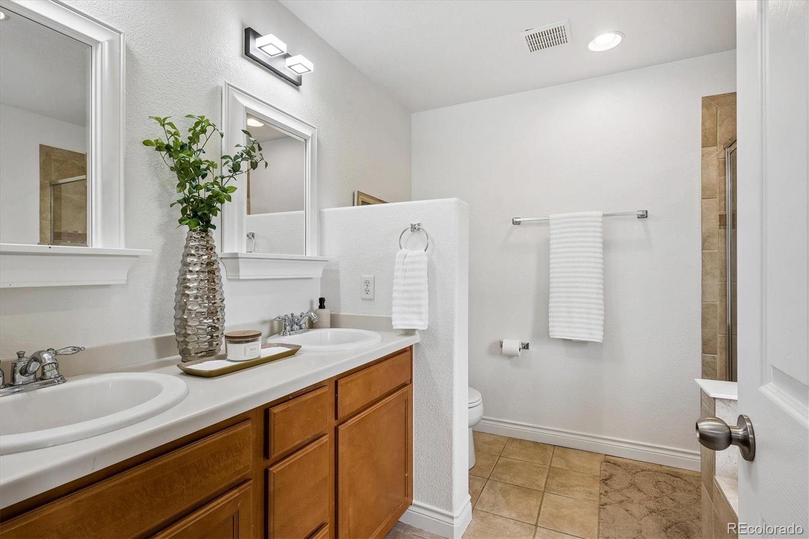 MLS Image #22 for 2888  florence street,denver, Colorado