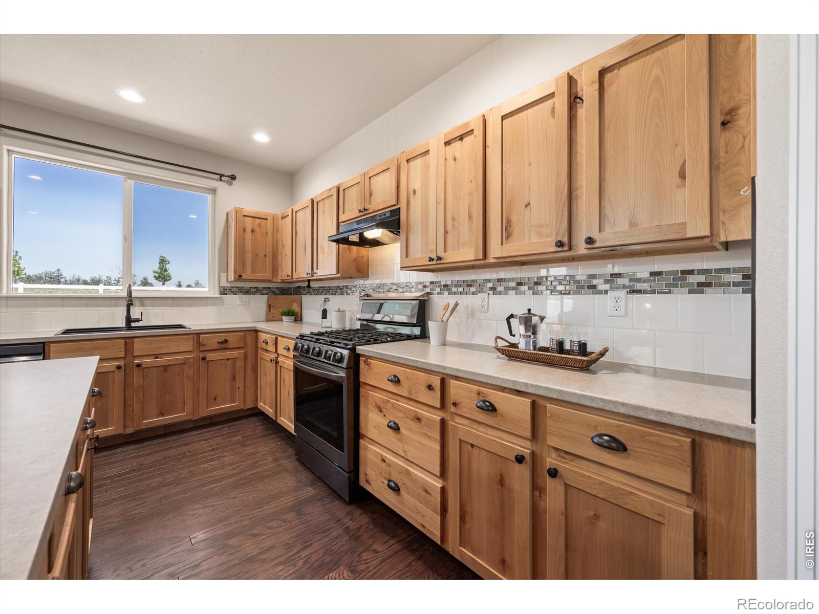 MLS Image #10 for 4693  mountain sky court,johnstown, Colorado