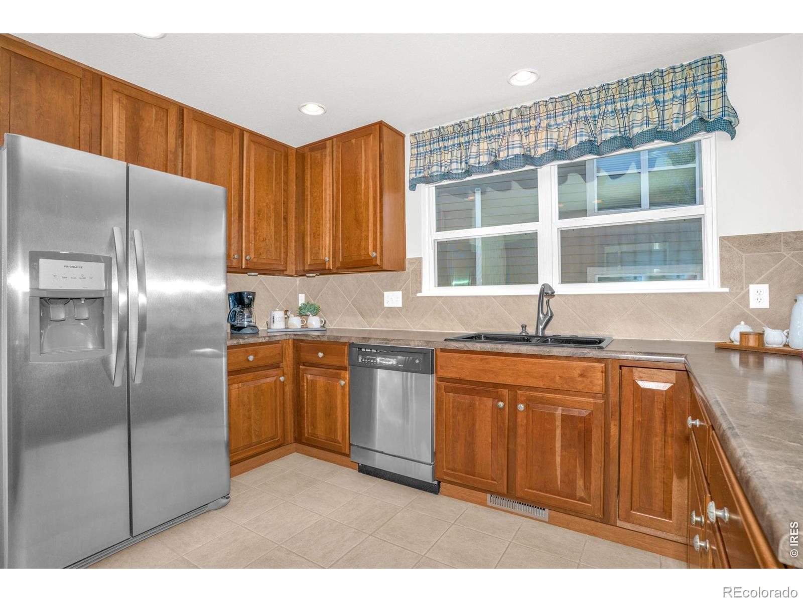 MLS Image #8 for 4007  don fox circle,loveland, Colorado