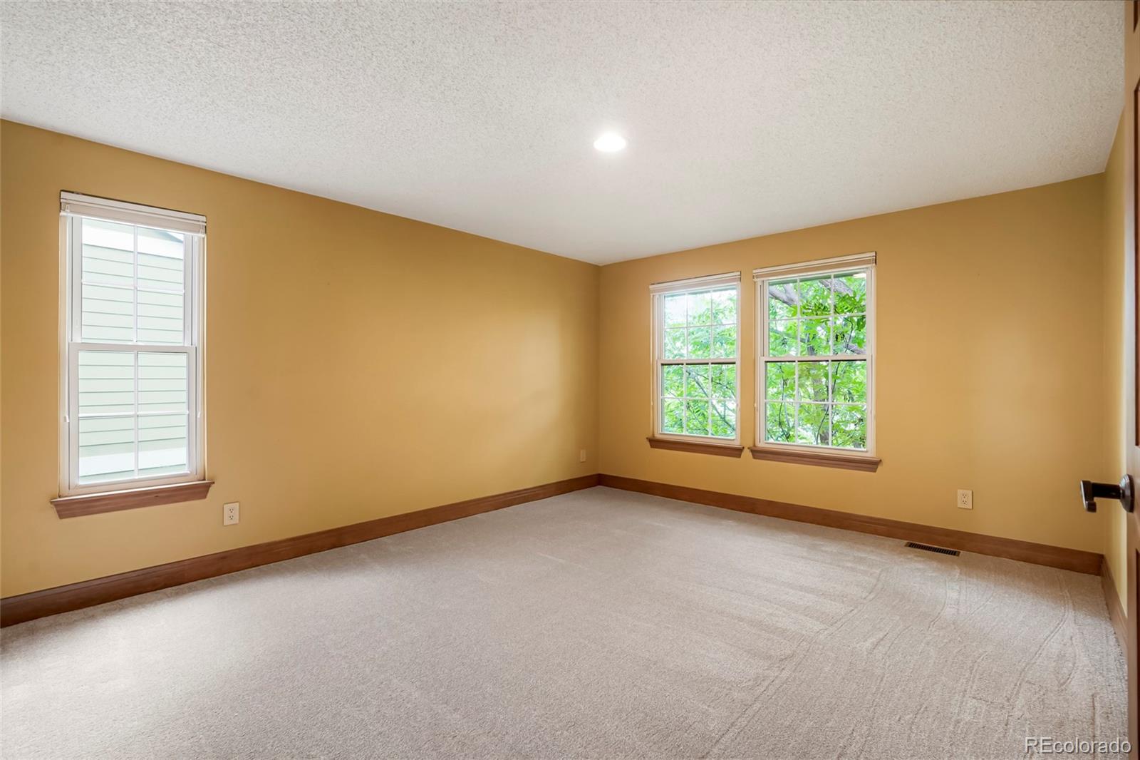 MLS Image #22 for 2550 w long circle,littleton, Colorado