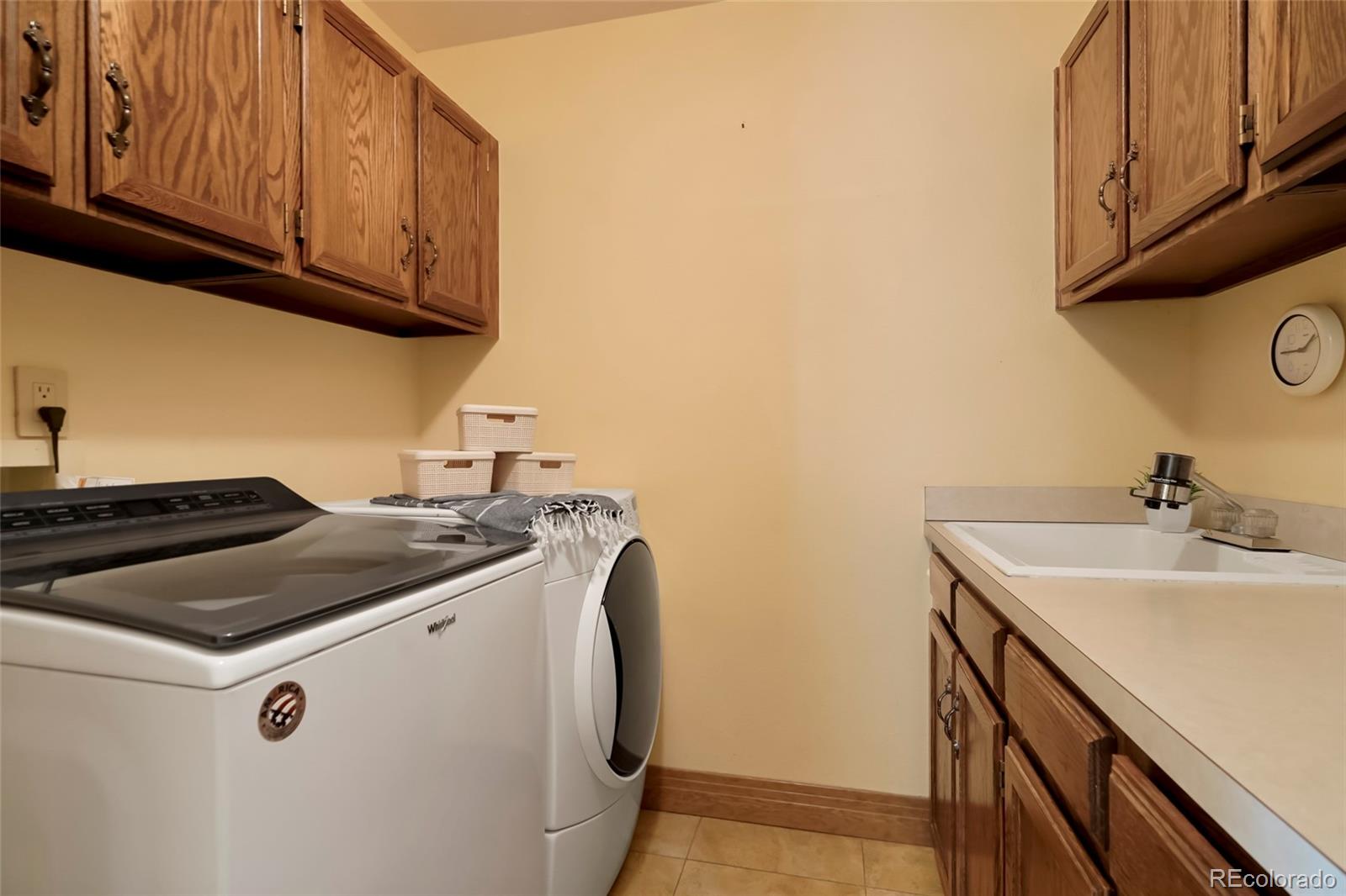 MLS Image #42 for 2550 w long circle,littleton, Colorado