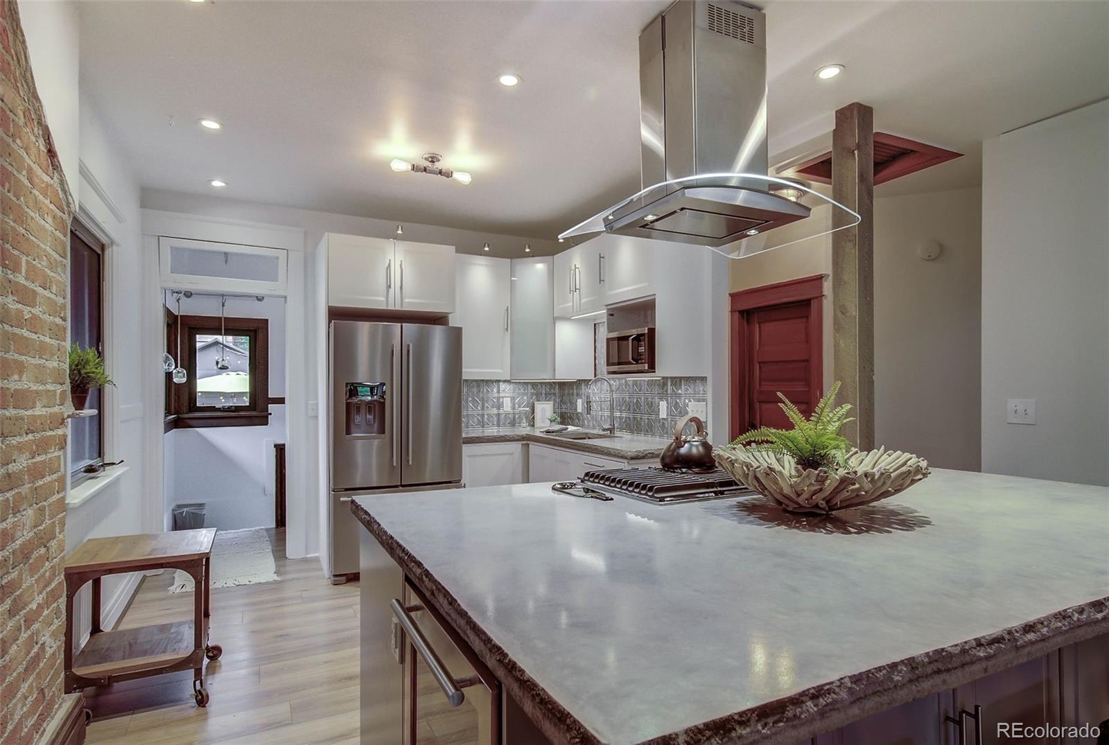 MLS Image #16 for 1217  steele street,denver, Colorado
