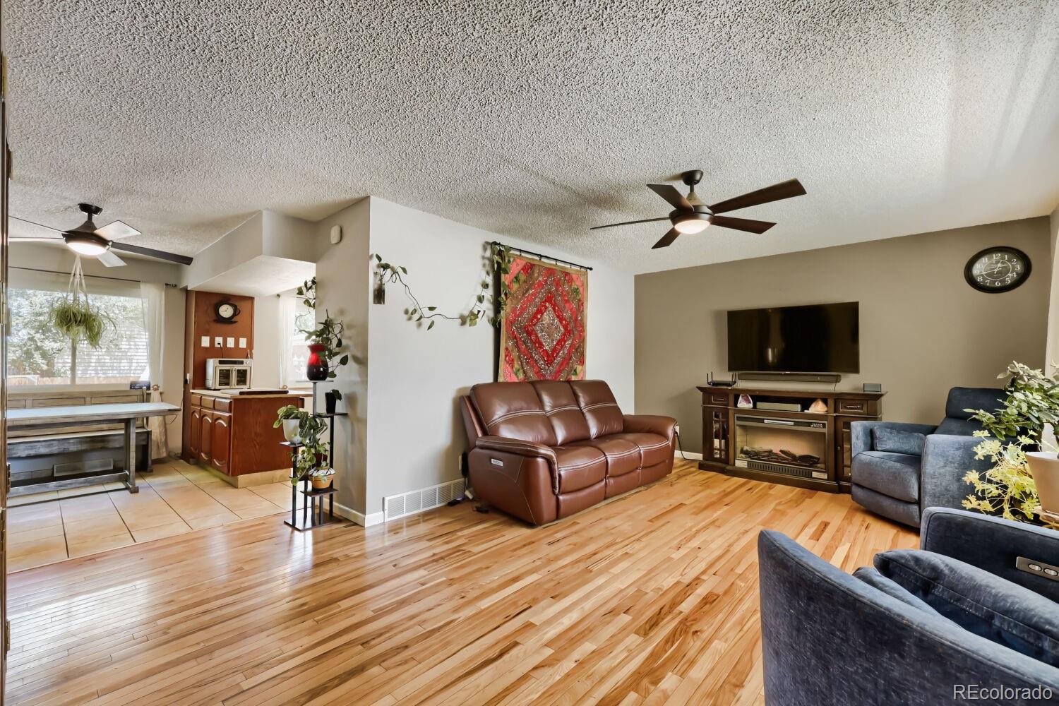 MLS Image #2 for 4  seattle lane,longmont, Colorado