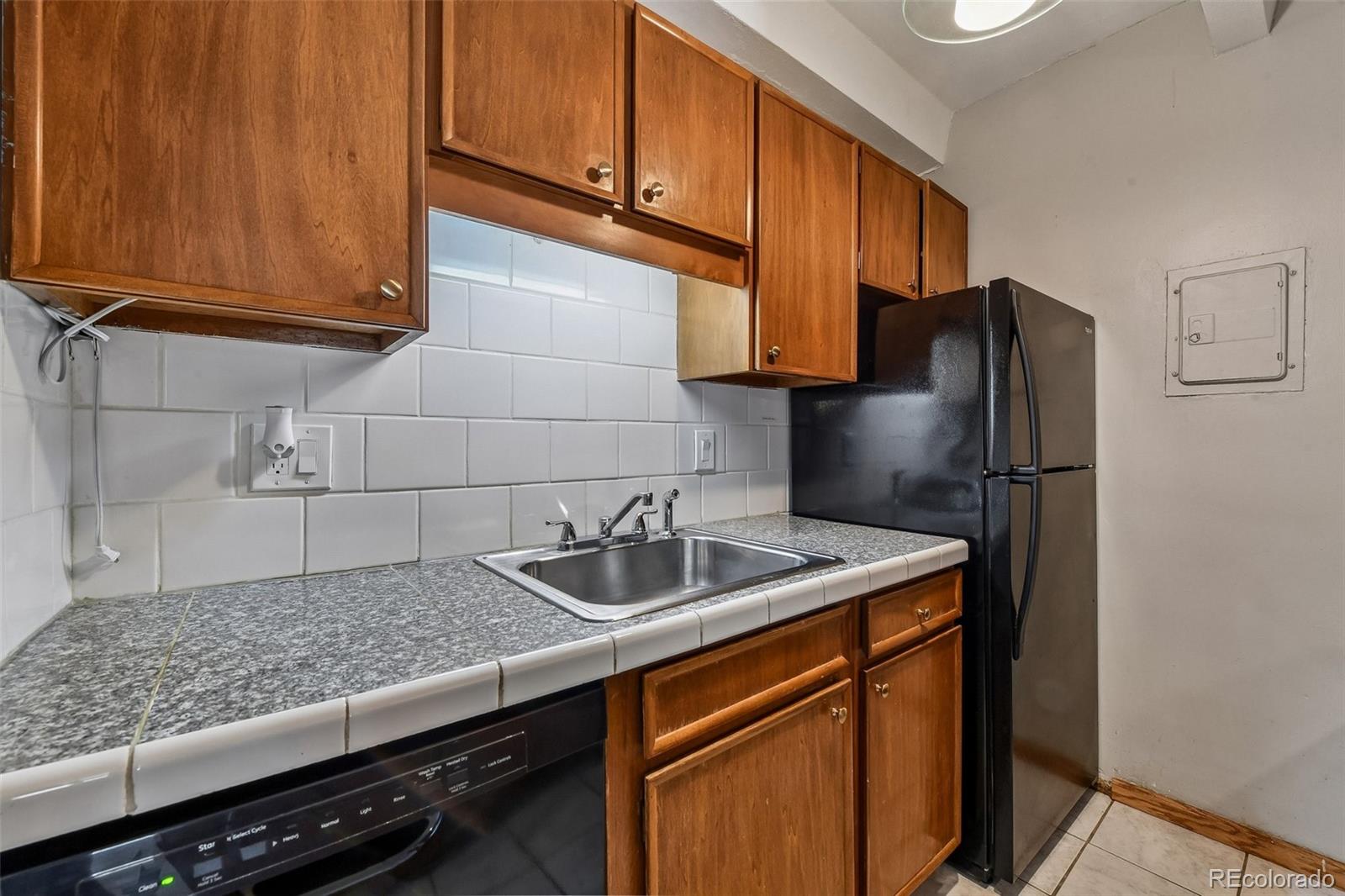 MLS Image #8 for 4801 e 9th avenue,denver, Colorado
