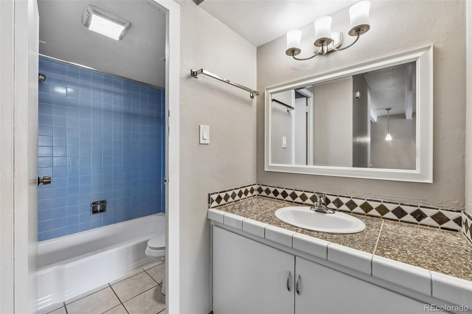 MLS Image #9 for 4801 e 9th avenue,denver, Colorado