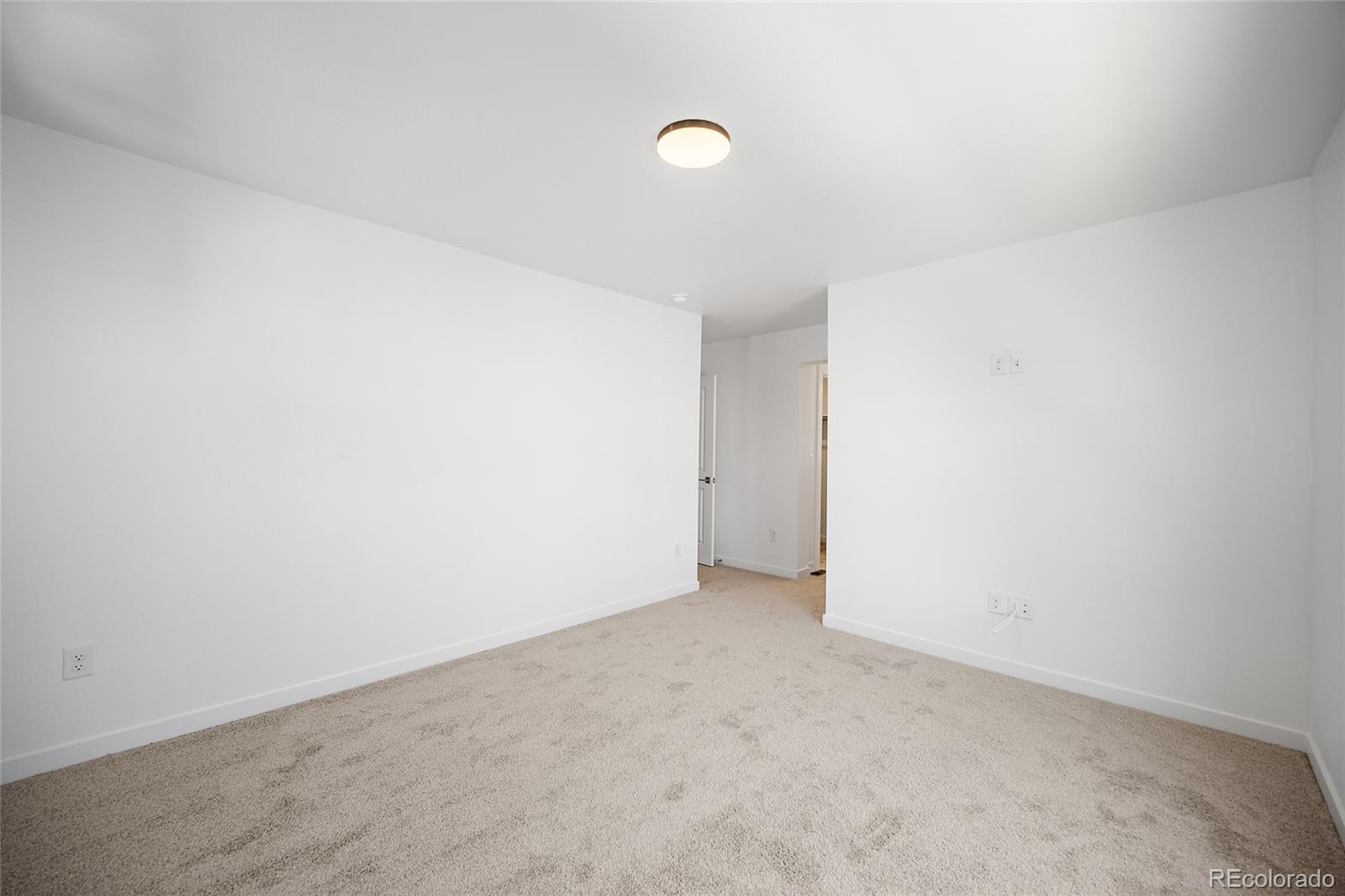 MLS Image #23 for 2060 s holly street,denver, Colorado