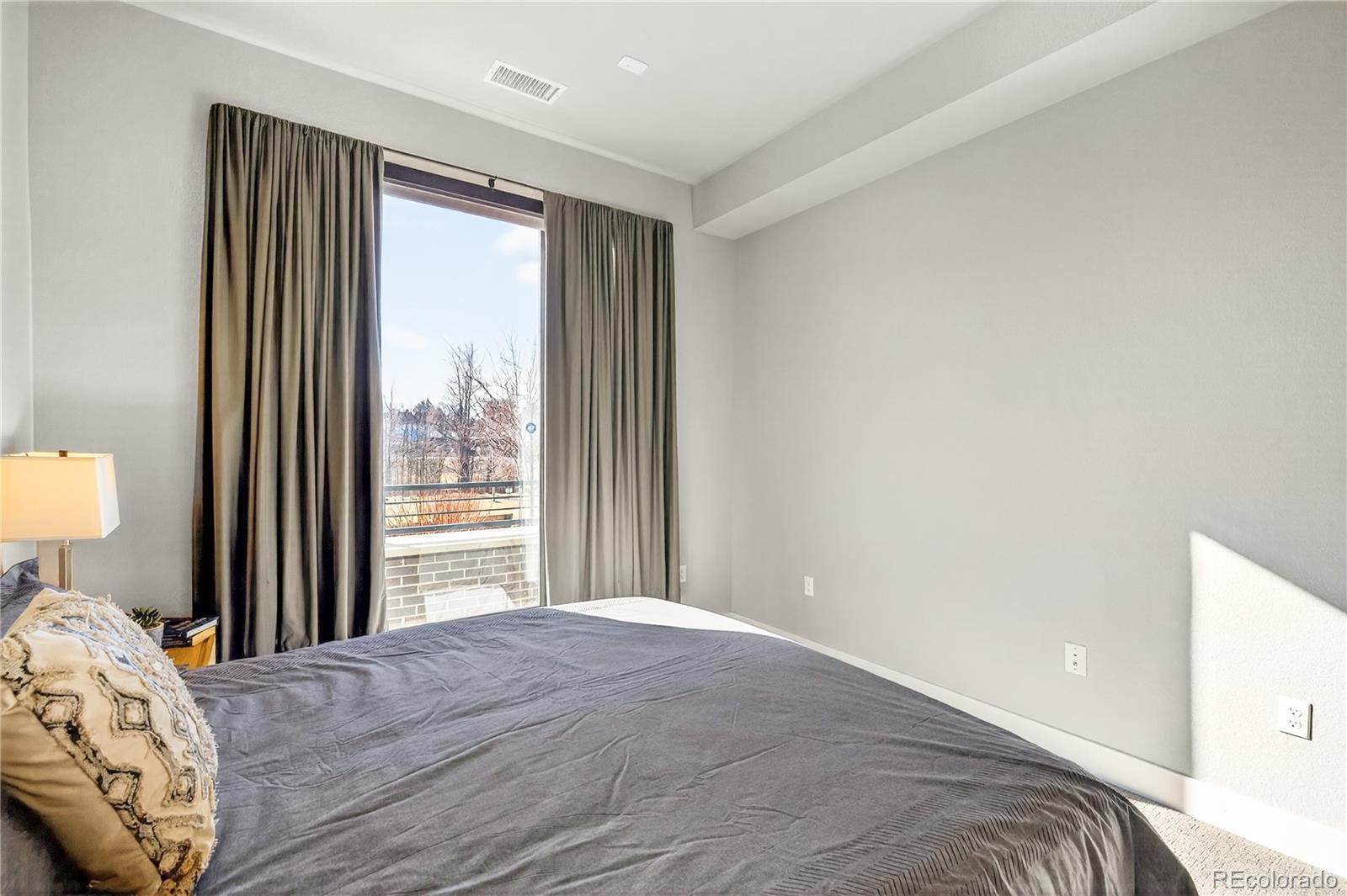 MLS Image #13 for 6618 e lowry boulevard 110,denver, Colorado