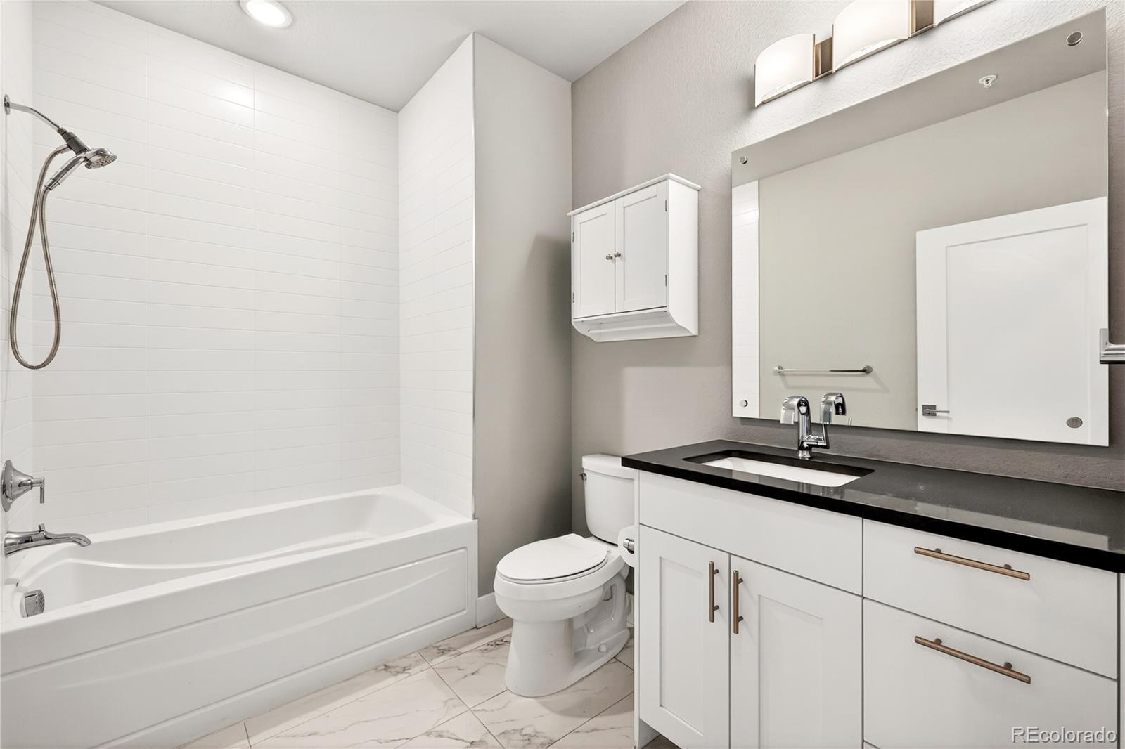 MLS Image #20 for 6618 e lowry boulevard 110,denver, Colorado