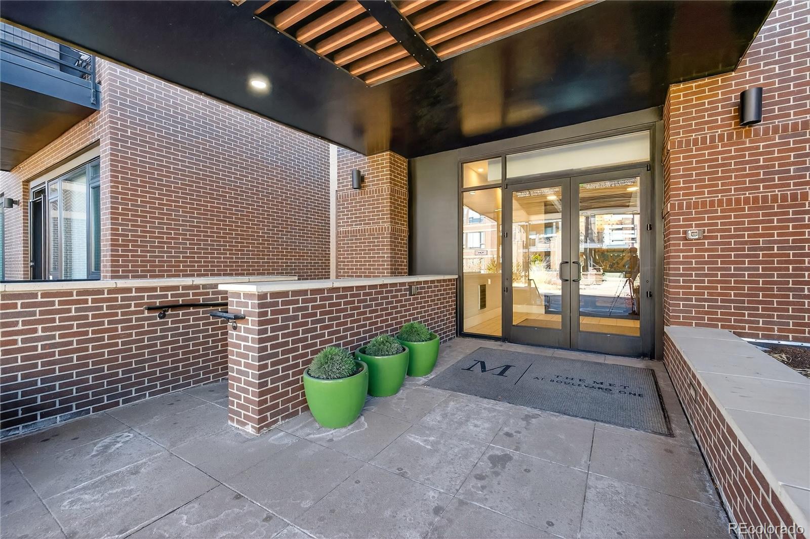 MLS Image #3 for 6618 e lowry boulevard 110,denver, Colorado
