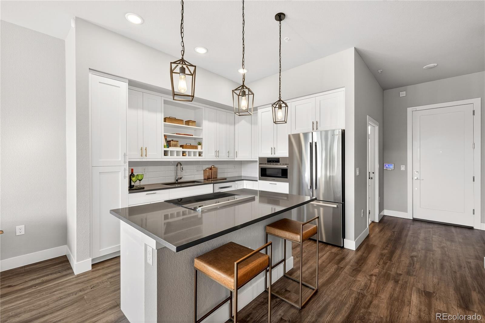 MLS Image #8 for 6618 e lowry boulevard 110,denver, Colorado
