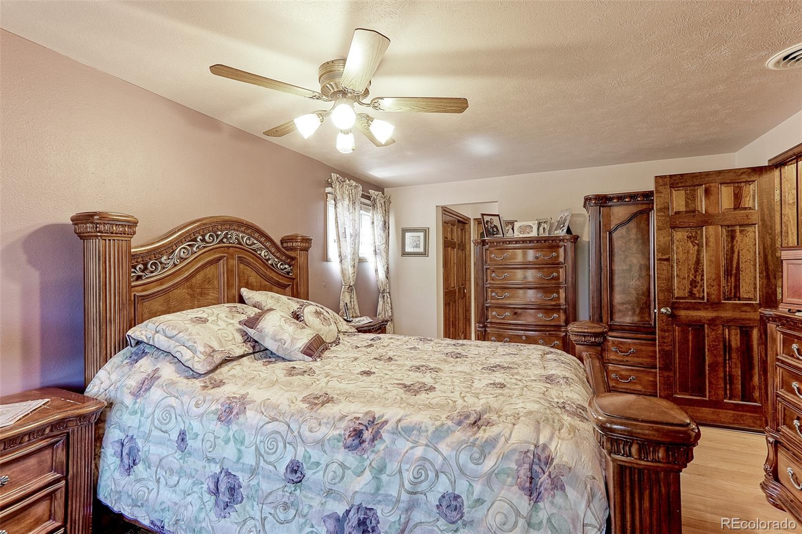 MLS Image #13 for 10664 e dorado avenue,englewood, Colorado