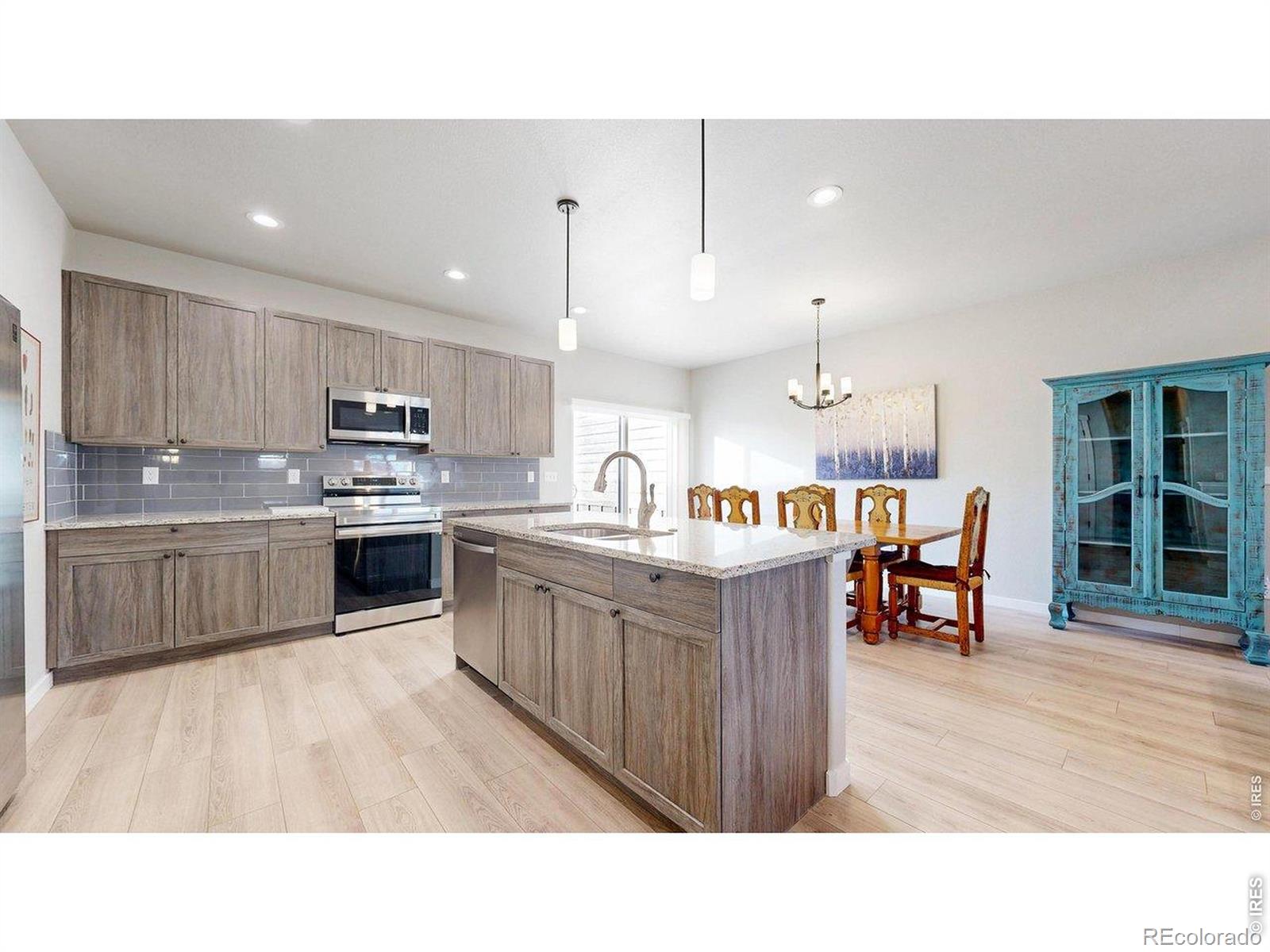 MLS Image #4 for 109  taryn court,loveland, Colorado