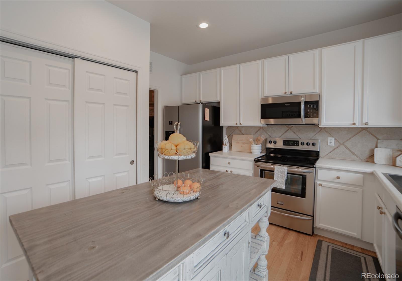 MLS Image #5 for 12886  royal birkdale road,peyton, Colorado