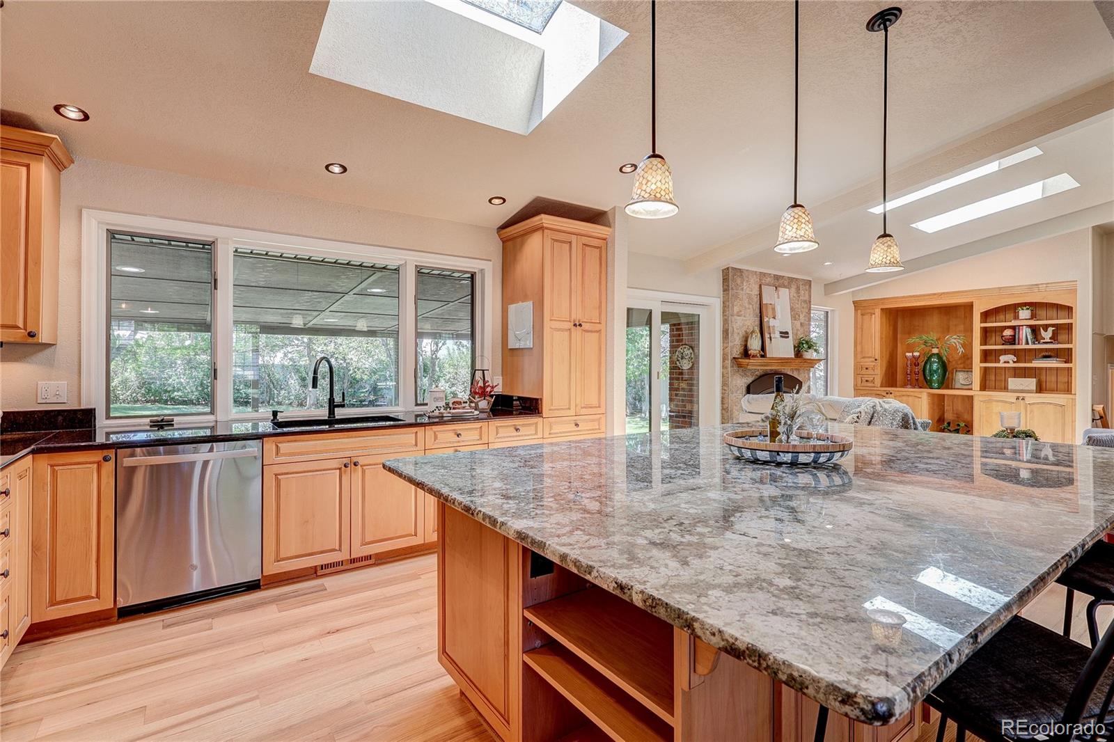 MLS Image #10 for 811 s newcombe way,lakewood, Colorado