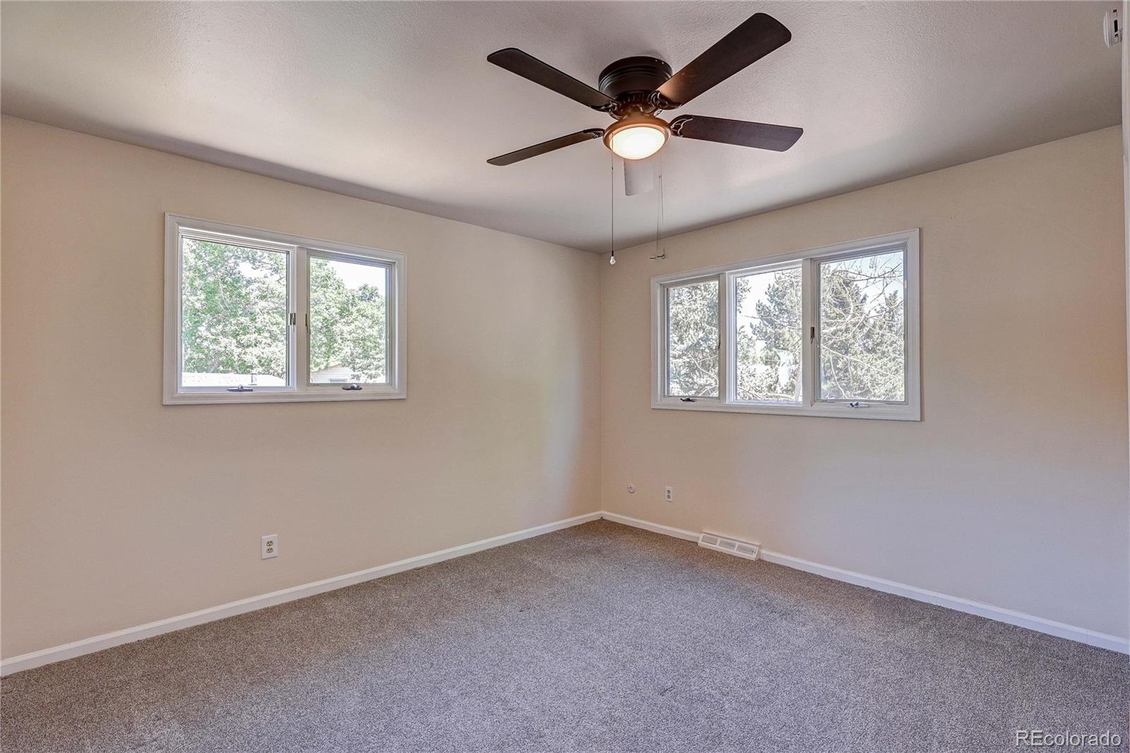 MLS Image #14 for 811 s newcombe way,lakewood, Colorado