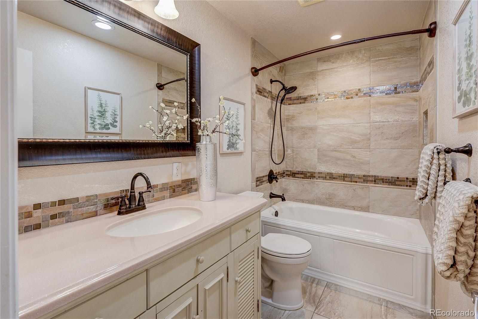 MLS Image #17 for 811 s newcombe way,lakewood, Colorado