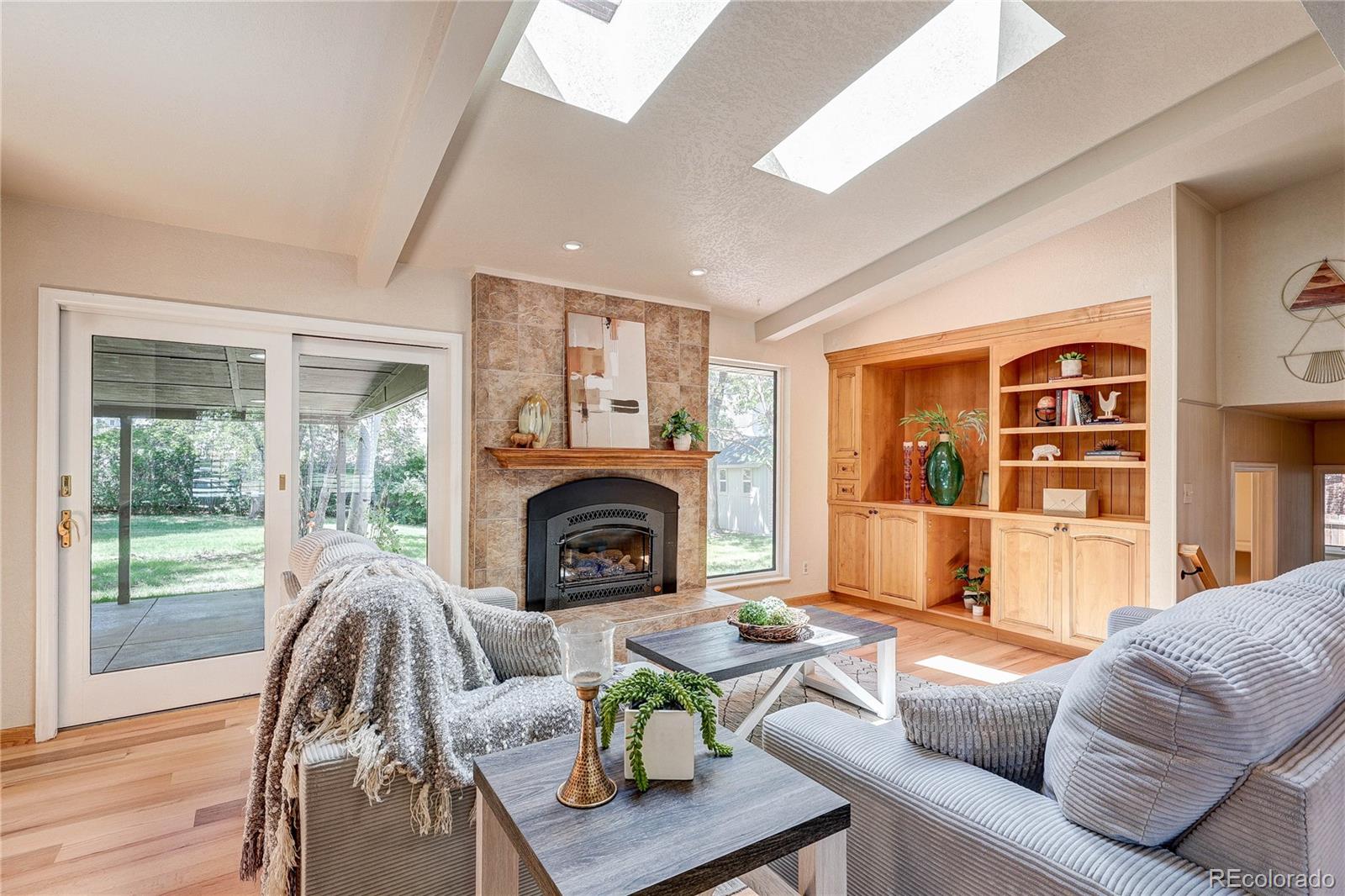 MLS Image #6 for 811 s newcombe way,lakewood, Colorado