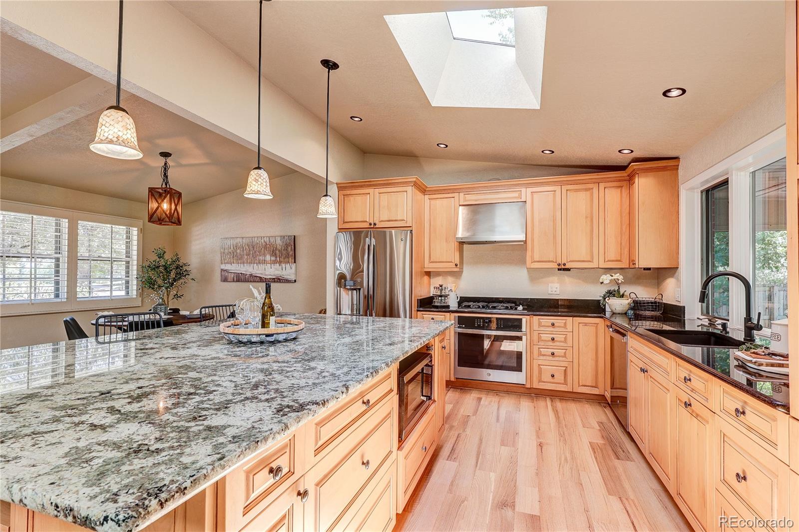 MLS Image #7 for 811 s newcombe way,lakewood, Colorado
