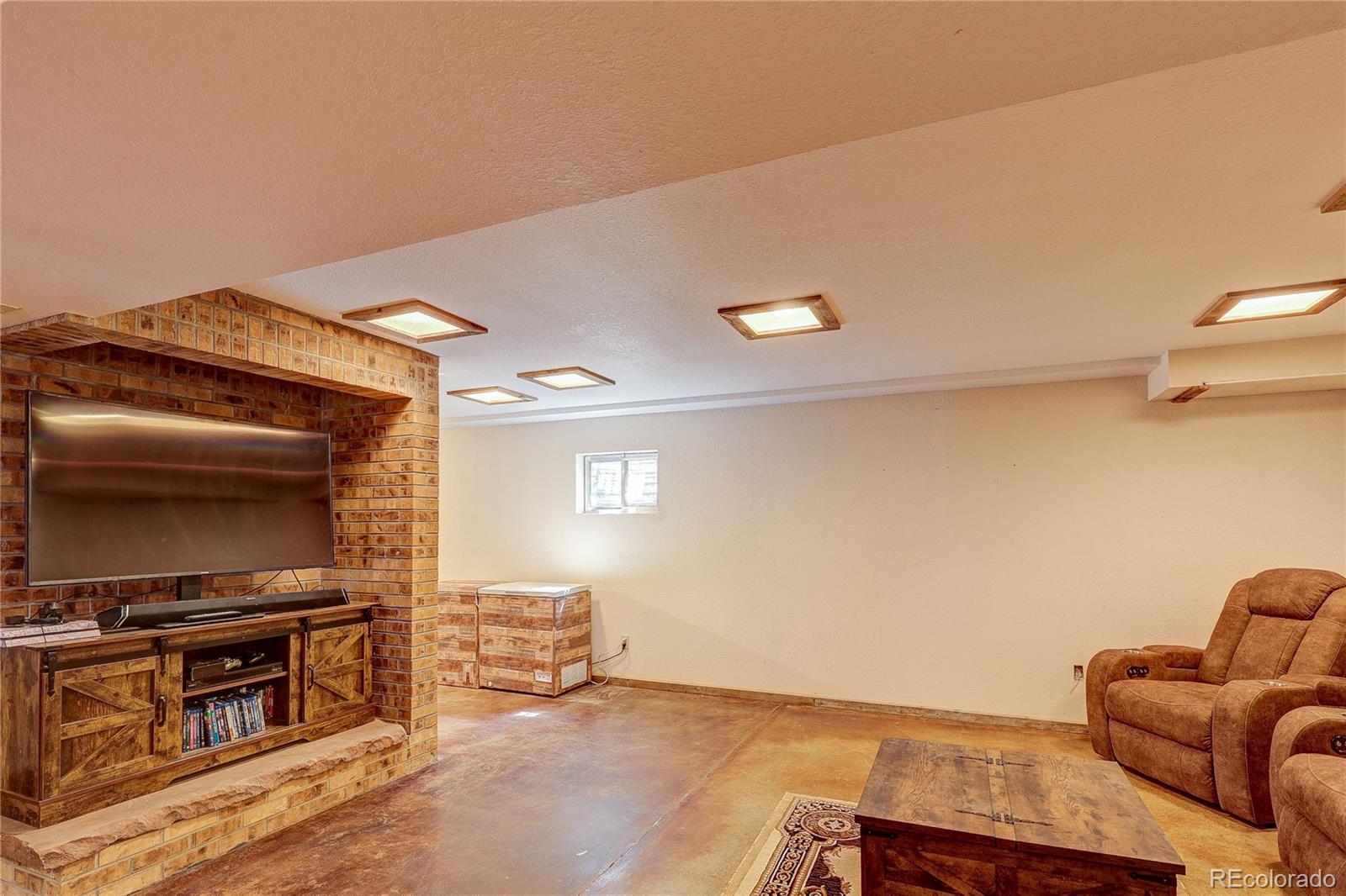 MLS Image #19 for 3600  headlight road,strasburg, Colorado