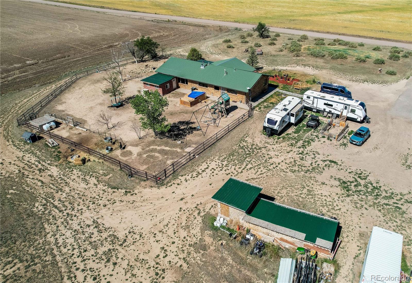 MLS Image #33 for 3600  headlight road,strasburg, Colorado