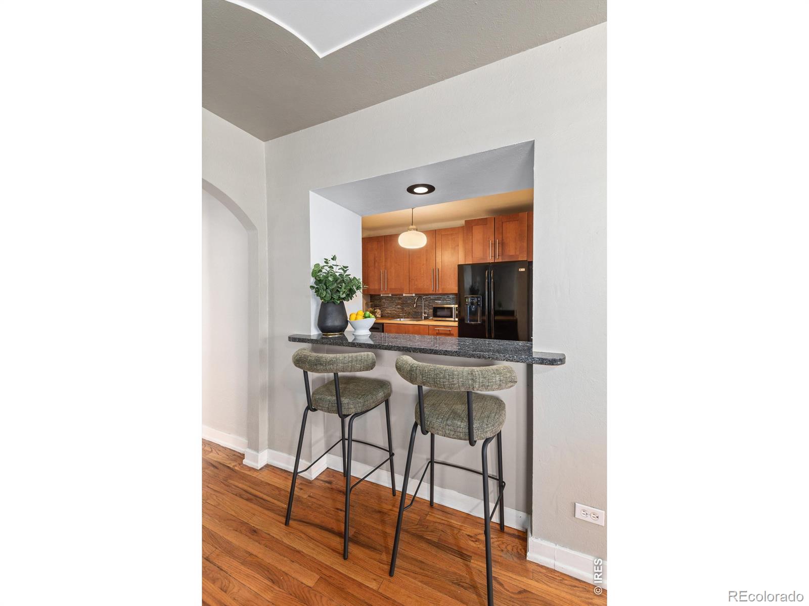 MLS Image #16 for 1446 n gilpin street,denver, Colorado