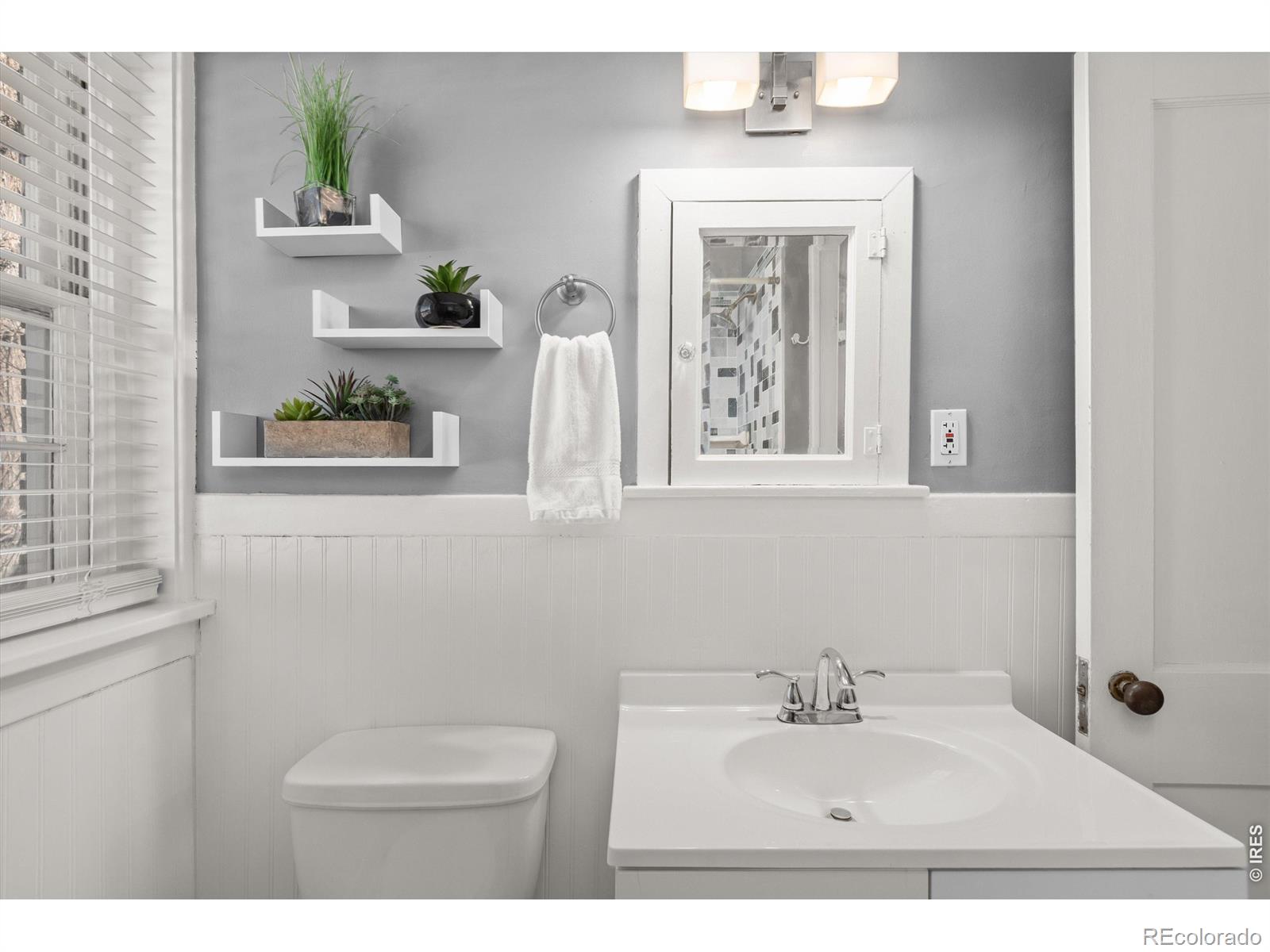 MLS Image #22 for 1446 n gilpin street,denver, Colorado