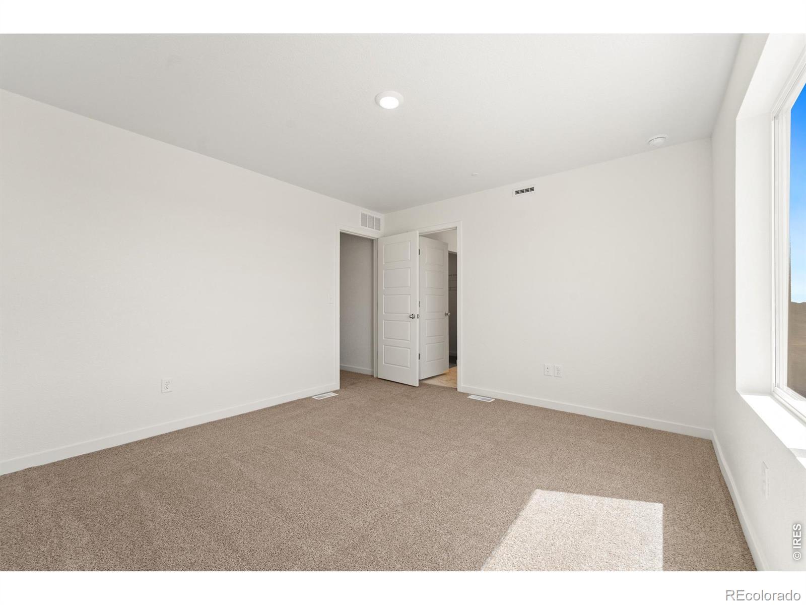 MLS Image #10 for 3921  green court,evans, Colorado