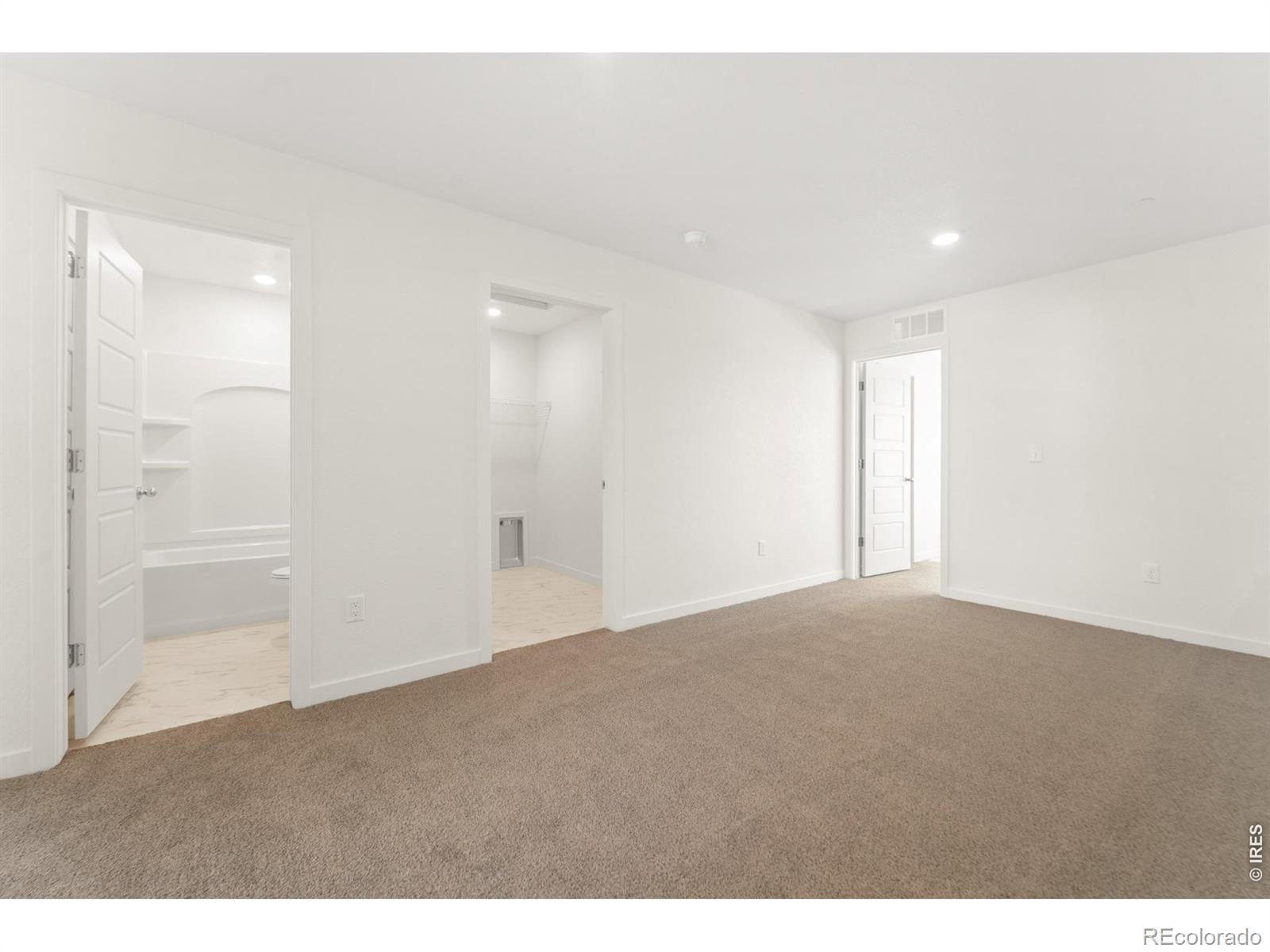 MLS Image #8 for 3921  green court,evans, Colorado