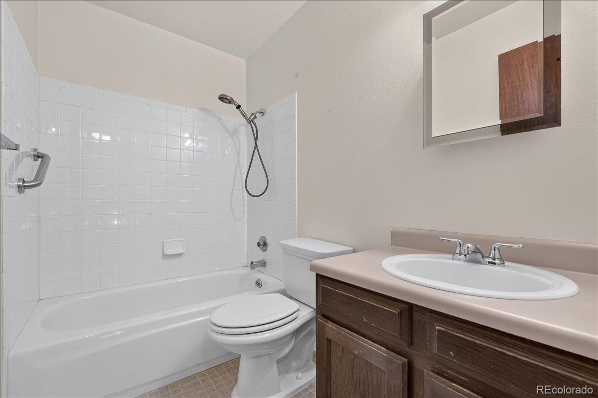 MLS Image #19 for 8741  chase drive,arvada, Colorado