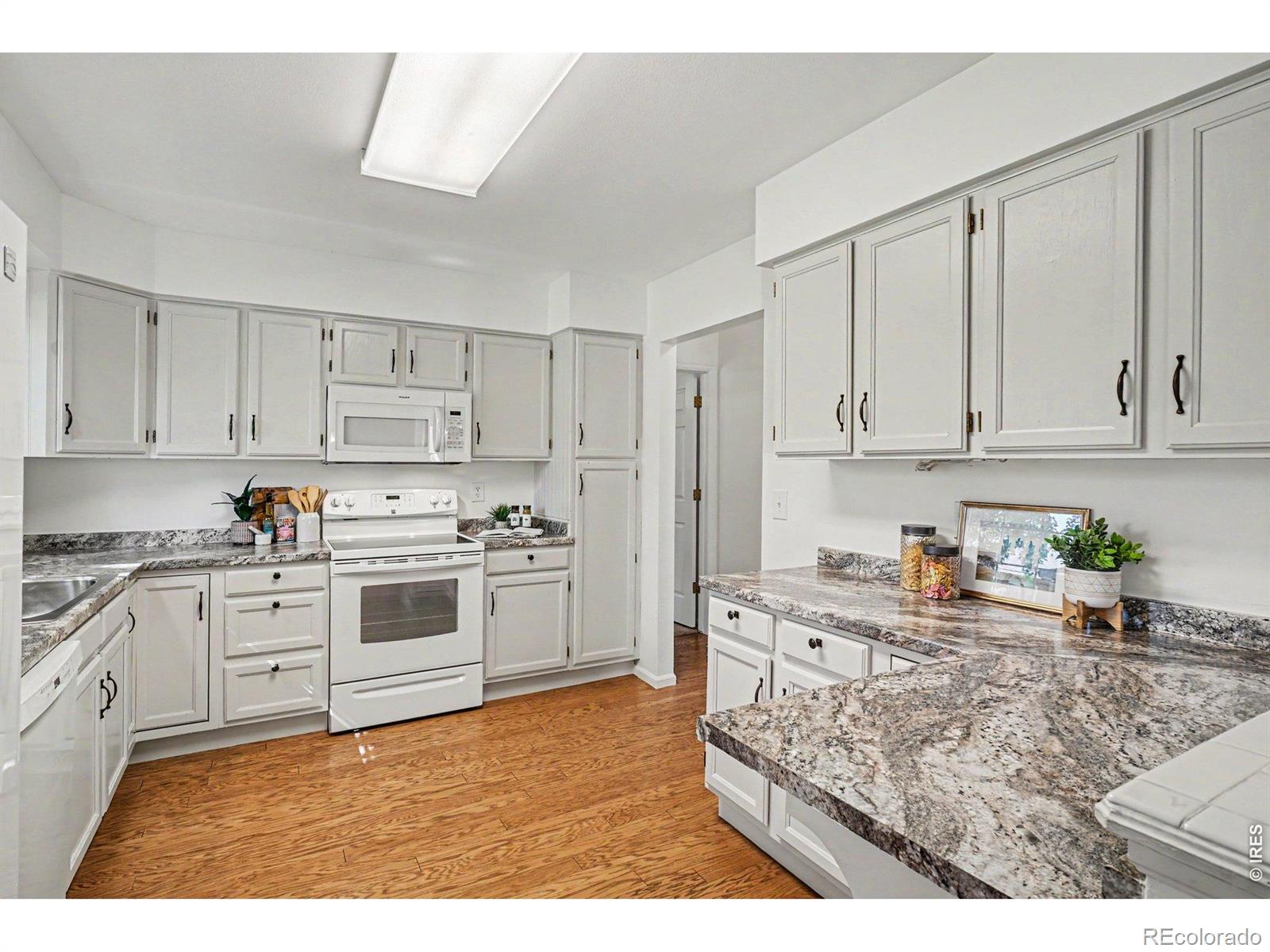 MLS Image #8 for 1435  elmhurst lane,longmont, Colorado