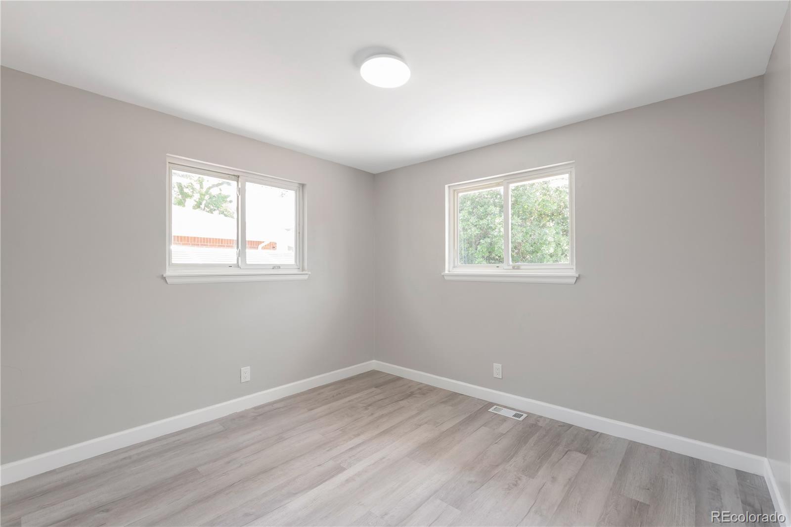 MLS Image #3 for 210 e geddes avenue,littleton, Colorado