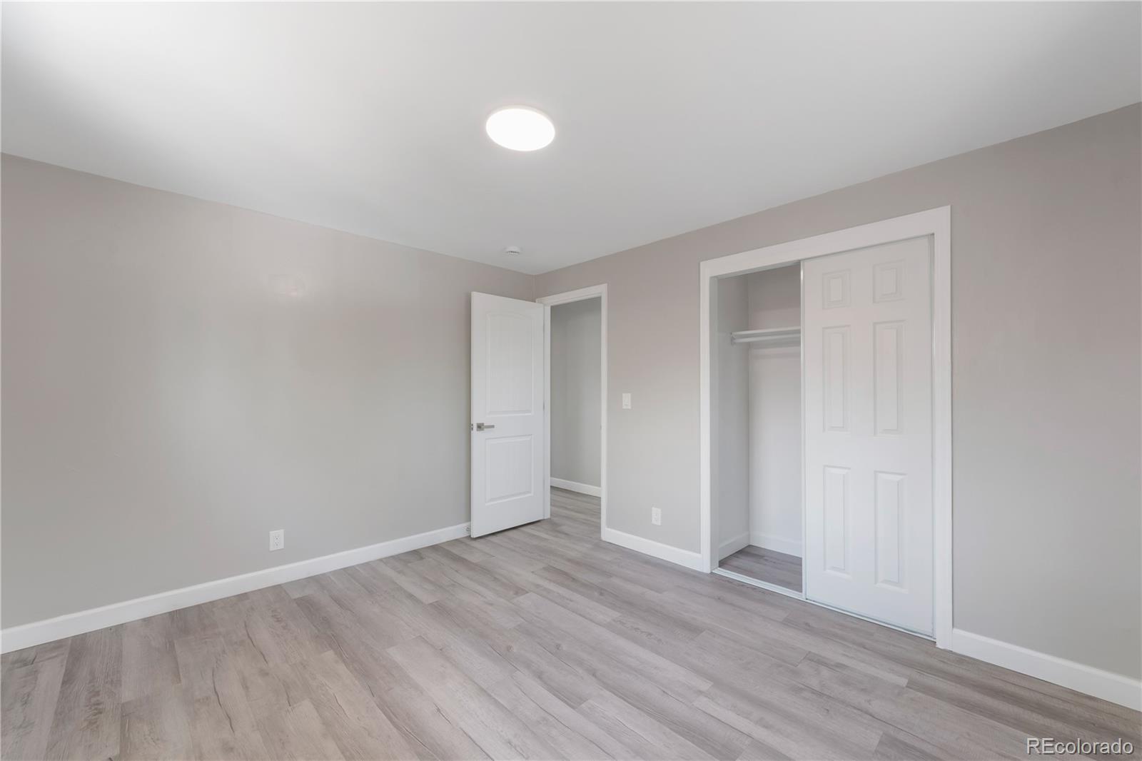 MLS Image #4 for 210 e geddes avenue,littleton, Colorado