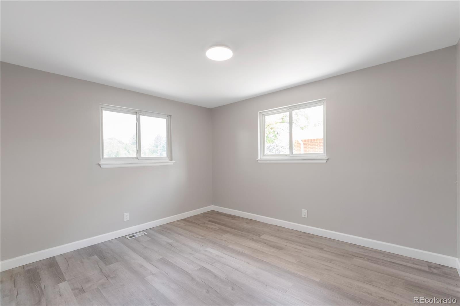 MLS Image #5 for 210 e geddes avenue,littleton, Colorado