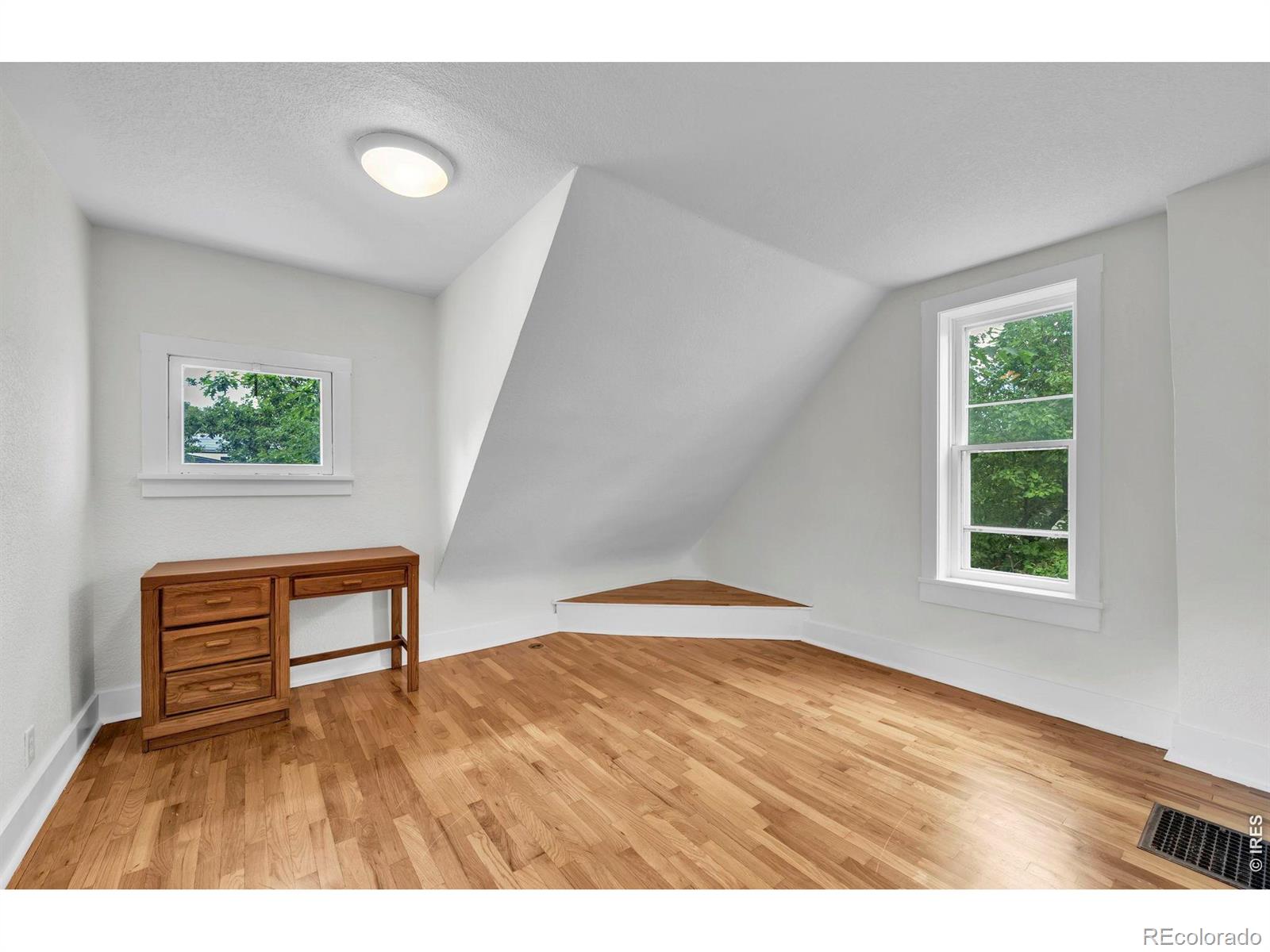 MLS Image #22 for 320  pearl street,boulder, Colorado