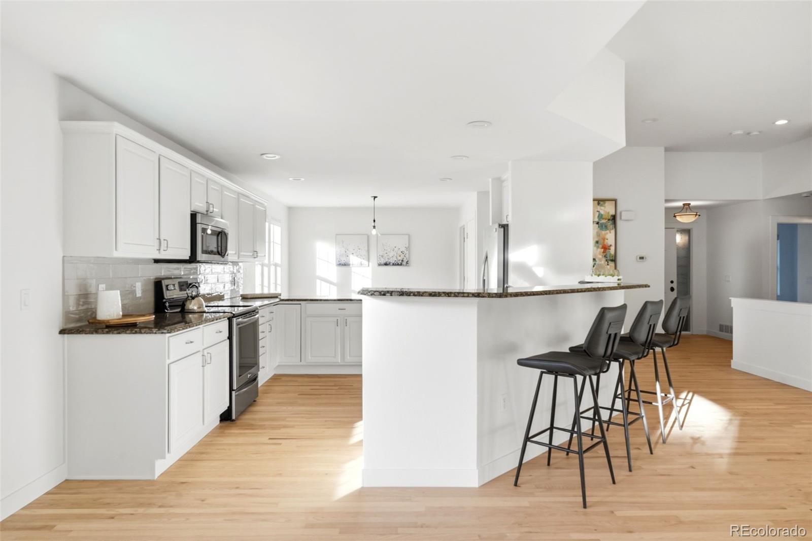 MLS Image #11 for 7883 s buchanan way,aurora, Colorado