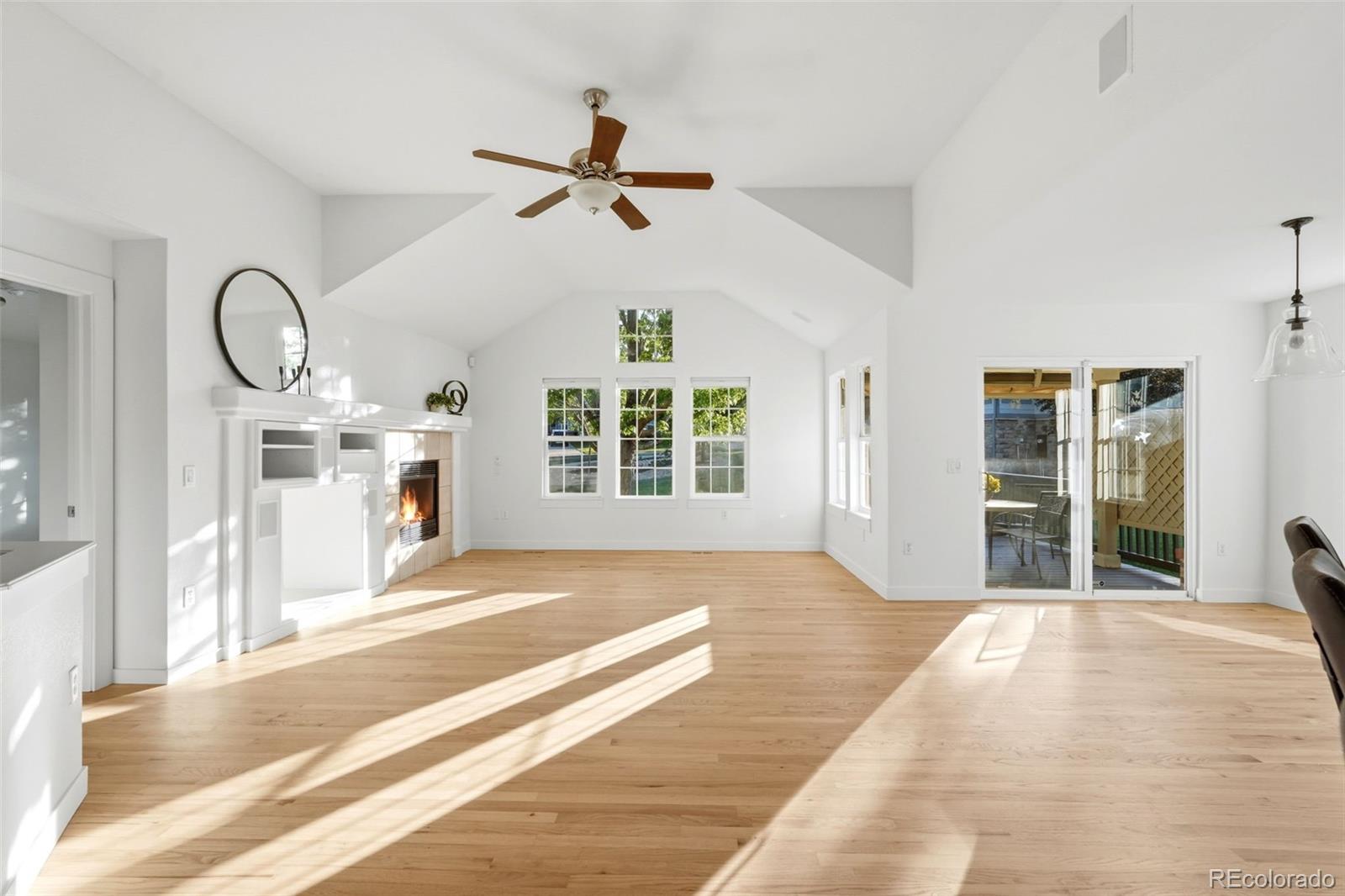 MLS Image #15 for 7883 s buchanan way,aurora, Colorado