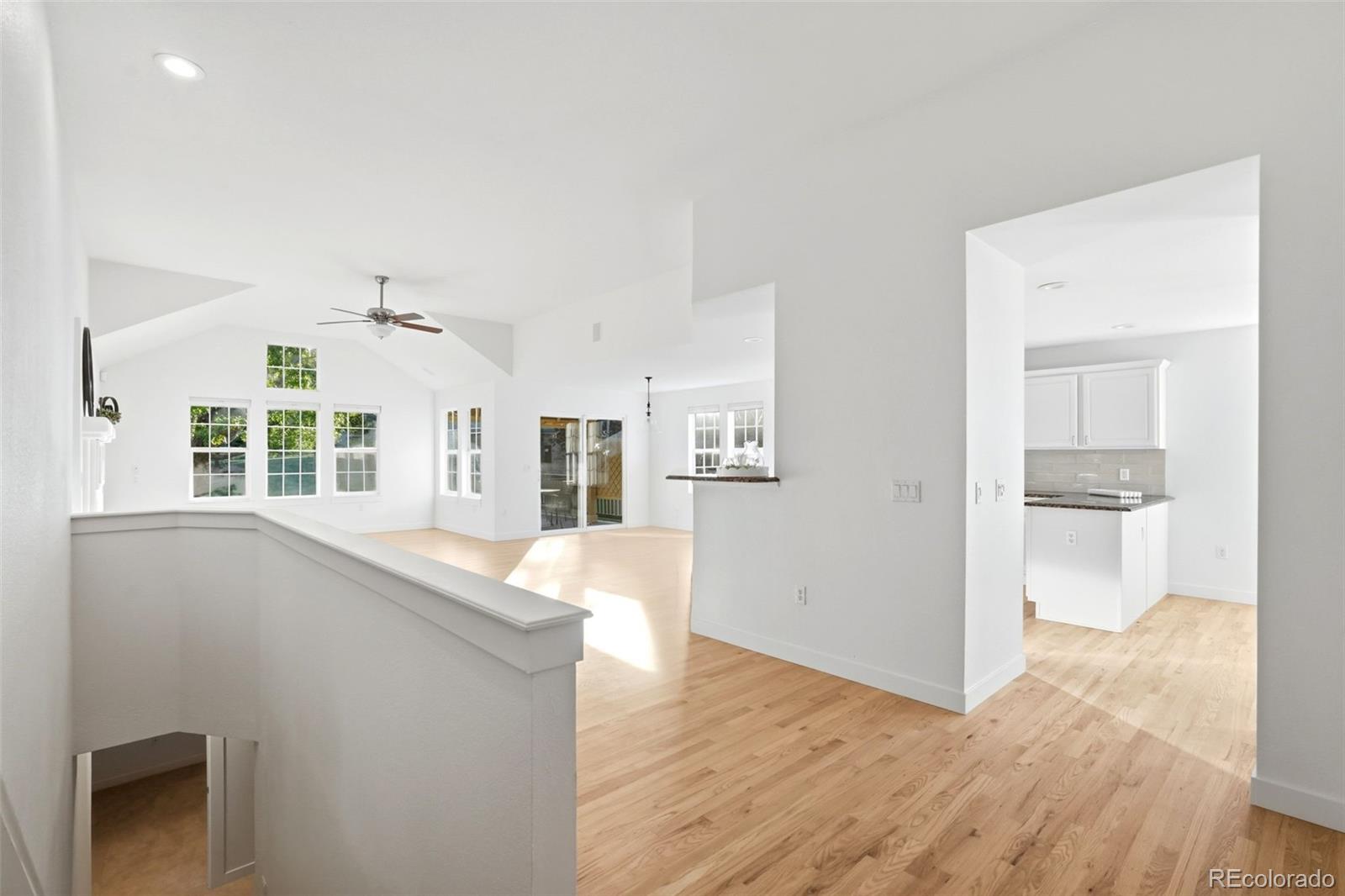 MLS Image #6 for 7883 s buchanan way,aurora, Colorado
