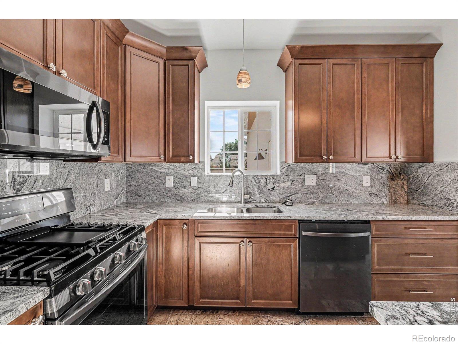 MLS Image #9 for 303  central avenue,platteville, Colorado